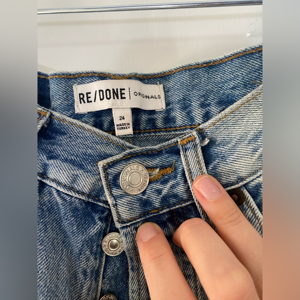 Re/done straight cropped distressed jean size 24